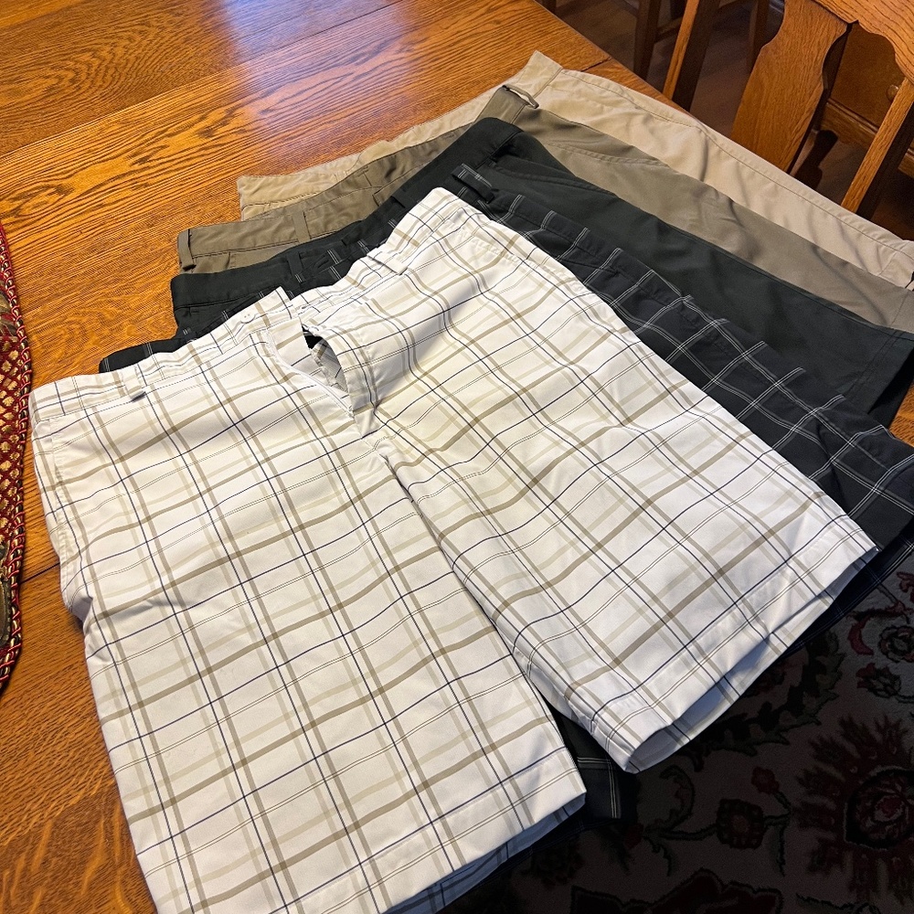 (5) Golf Shorts, (4) Nike and (1) Adidas size 36